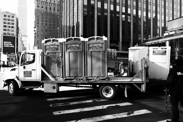 Best Portable bathroom rental  in Midlothian, IL